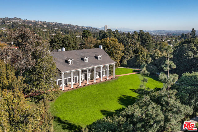 Image 1 of 14 For 1006 Crescent Drive