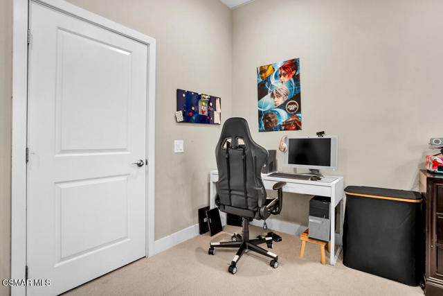 4953 Kilburn Court, Oak Park CA: https://media.crmls.org/mediaz/30acc5ab-c772-4322-b5ac-50b3b246b474.jpg