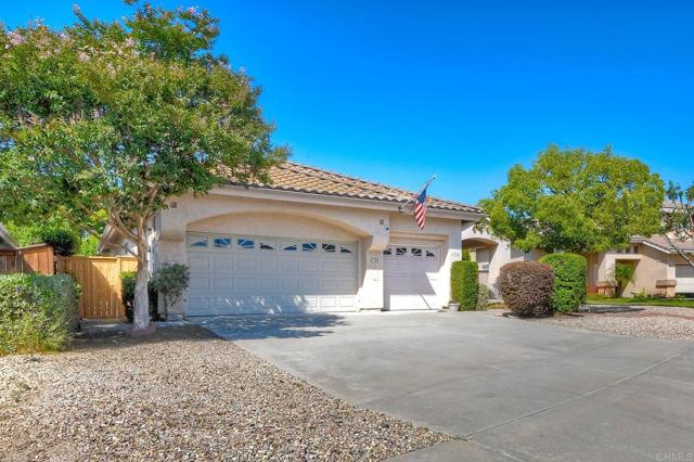 Detail Gallery Image 2 of 34 For 1789 Clydesdale Ct, Oceanside,  CA 92057 - 3 Beds | 2 Baths