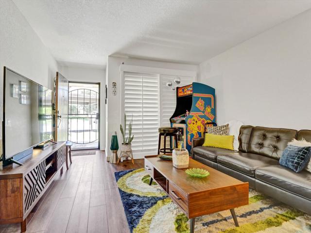 701 Los Felices Circle W #114, Palm Springs, CA 92262