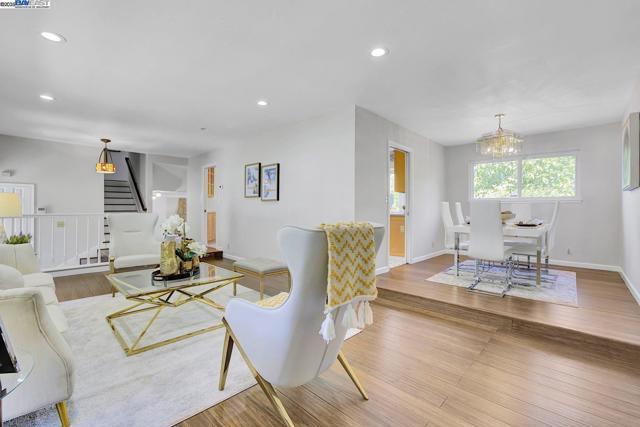 1487 De Palma Dr, San Jose CA: https://media.crmls.org/mediaz/30aebcec-955e-48f9-9549-367b10042d2d.jpg