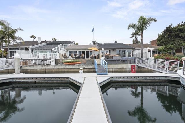 9 Catpaw Cape, Coronado CA: https://media.crmls.org/mediaz/30af0419-23b1-422e-80ad-7ac599995ec6.jpg