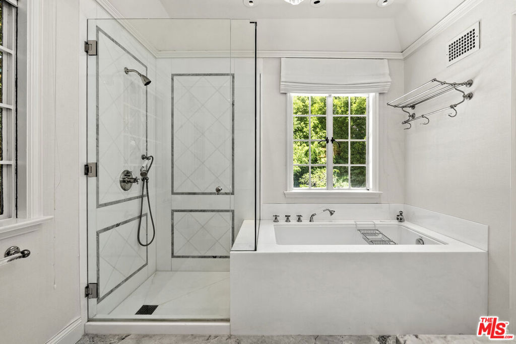 MLS #26861779 image #18