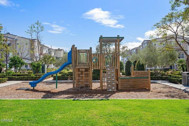 Detail Gallery Image 38 of 46 For 3729 Islander Walk, Oxnard,  CA 93035 - 4 Beds | 3/1 Baths