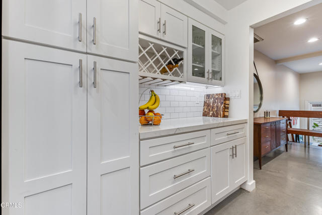 Detail Gallery Image 18 of 47 For 11912 Riverside Dr #20,  Valley Village,  CA 91607 - 2 Beds | 3 Baths