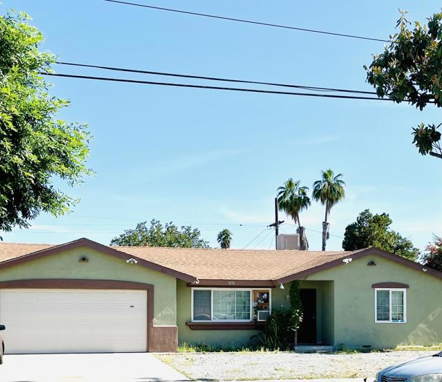 1276 E Johnston Ave, Hemet CA: https://media.crmls.org/mediaz/30b0b39e-5ee5-4ca7-8a81-6d899bae2b74.jpg