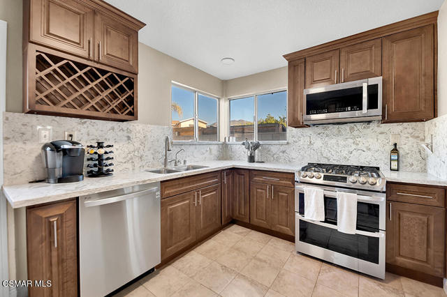 444 Temescal Street, Piru CA: https://media.crmls.org/mediaz/30b1c0af-5f96-49d1-b9ca-0694b7d48298.jpg