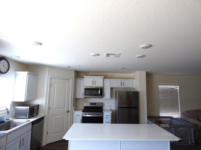 510 Perkins Road, Madera CA: https://media.crmls.org/mediaz/30b3ab53-f7a9-4e54-b9f9-5948c9b91188.jpg