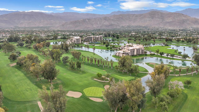 910 Island Drive #112, Rancho Mirage, CA 92270