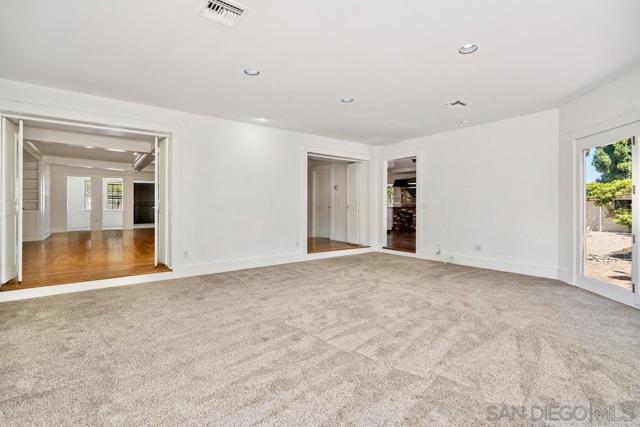 1312 3Rd St, Coronado CA: https://media.crmls.org/mediaz/30b4da40-cb0d-4c0a-8a56-dcbe05029179.jpg
