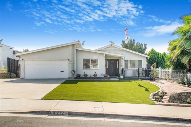 Detail Gallery Image 1 of 30 For 10212 Swanton Dr, Santee,  CA 92071 - 4 Beds | 2 Baths