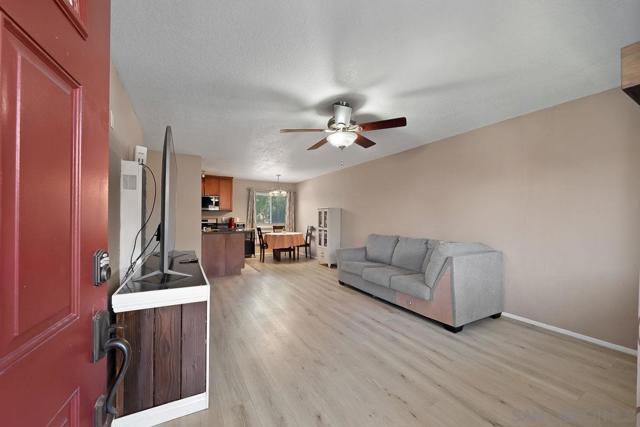 9938 Buena Vista Drive, Spring Valley CA: https://media.crmls.org/mediaz/30b73930-132d-4f1a-a1e3-4f0fb2bfd1a9.jpg