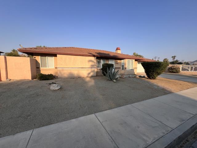 32550 Shifting Sands Trail, Cathedral City CA: https://media.crmls.org/mediaz/30b74aa0-6c19-40ec-b755-1f1f783404d1.jpg