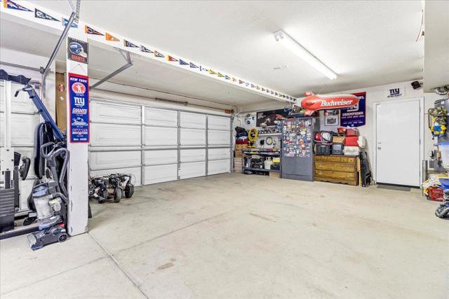 1851 Burgundy Circle, Gonzales CA: https://media.crmls.org/mediaz/30b765a9-99e0-478b-9a6e-4f056373529c.jpg