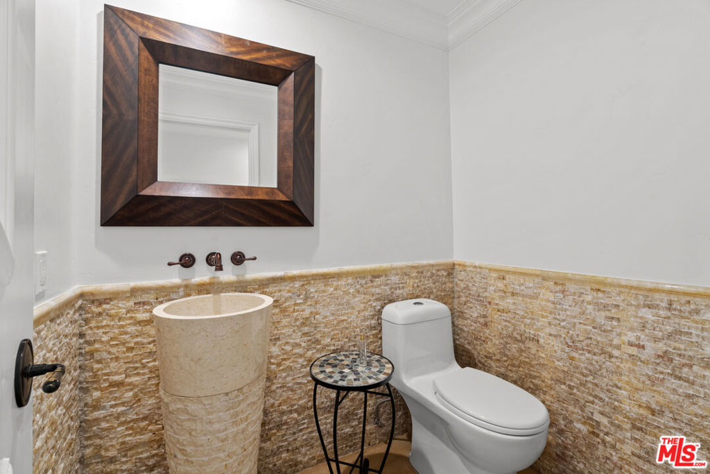 MLS #25618429 image #9