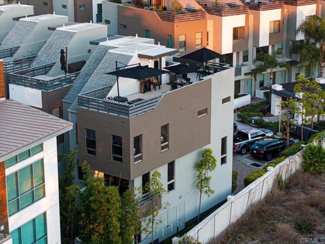 Detail Gallery Image 2 of 63 For 2517 State St, Carlsbad,  CA 92008 - 2 Beds | 2/2 Baths