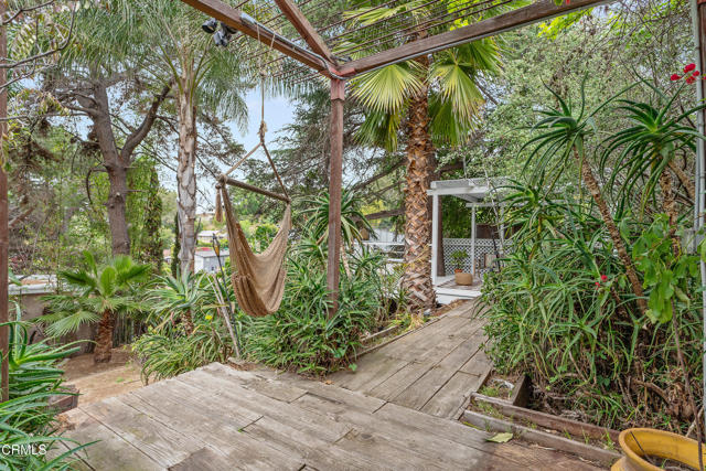 1949 Preston Avenue, Los Angeles CA: https://media.crmls.org/mediaz/30b91125-22dd-4a61-a06b-bd13780ee884.jpg