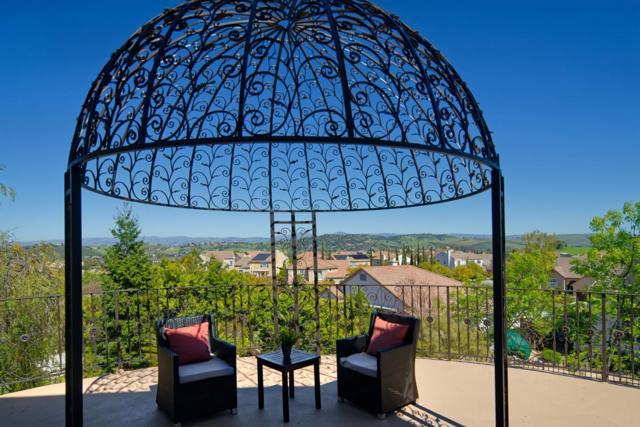 7184 Glenview Drive, San Jose CA: https://media.crmls.org/mediaz/30bab0eb-e99e-4053-b3bd-c2eda6f12c0f.jpg