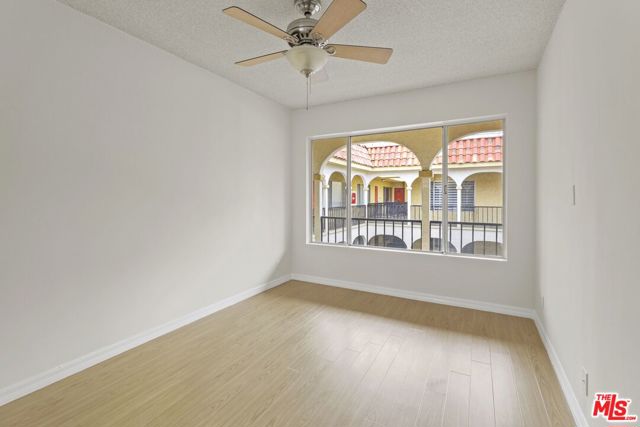 1033 6TH Street, 303 photo 17