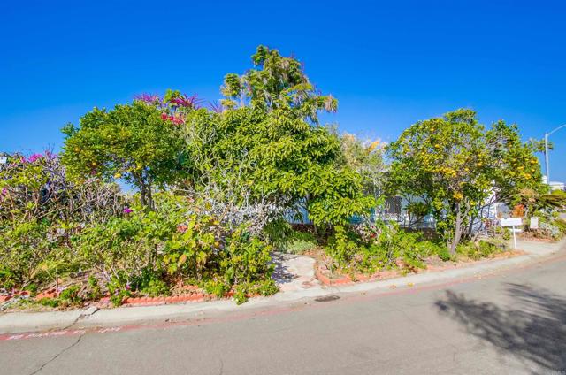 Detail Gallery Image 43 of 51 For 24 Bahia Ln, Oceanside,  CA 92058 - 2 Beds | 2 Baths