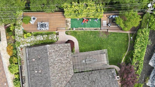 216 Montclair Road, Los Gatos CA: https://media.crmls.org/mediaz/30bcad7a-9196-4cb8-b892-e9ad9f1c4f34.jpg