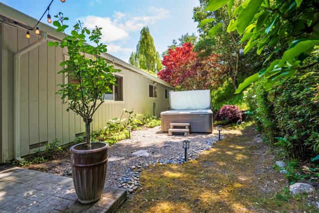 9 Nunes Road, Watsonville CA: https://media.crmls.org/mediaz/30bdeb77-8bac-46f8-a85a-82174c8cb294.jpg