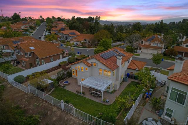 1205 Masterpiece Dr, Oceanside CA: https://media.crmls.org/mediaz/30be6c30-f939-445a-b897-0febc163d17c.jpg