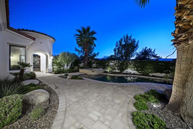76054 Via Saturnia, Indian Wells CA: https://media.crmls.org/mediaz/30bf3cdf-aab1-48db-90b6-77f1e2430e7b.jpg