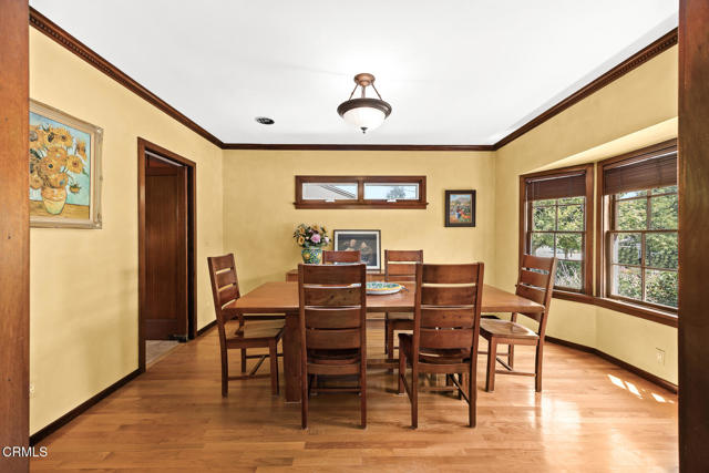 1116 Foothill Street, South Pasadena CA: https://media.crmls.org/mediaz/30bfbc53-eb76-48dc-9e29-49608eea403d.jpg