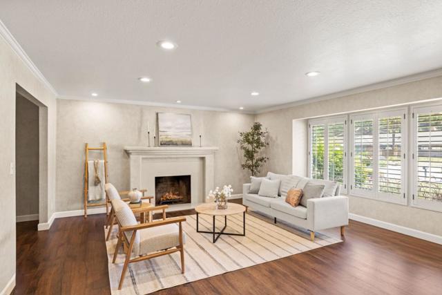22820 Bravo Place, Salinas CA: https://media.crmls.org/mediaz/30bfe9ef-b642-4b6b-8c02-7de28eab8a93.jpg