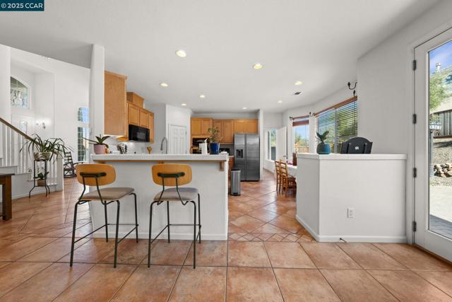 Image 16 of 60 For 868 Deer Spring Cir