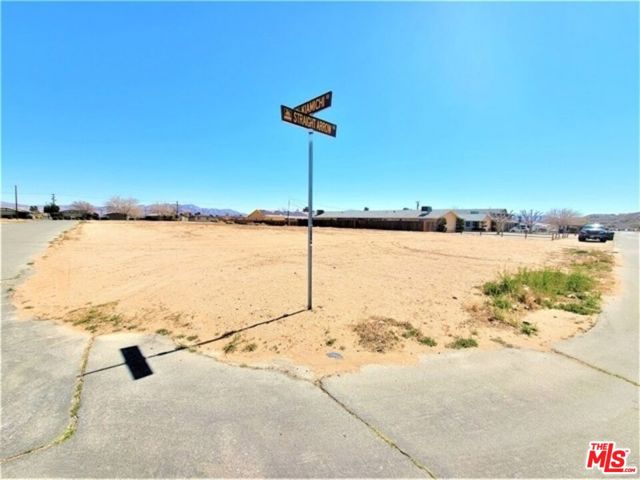 0 Straight Arrow Road, Apple Valley CA: https://media.crmls.org/mediaz/30c06875-d8de-49c2-9d2a-683972e41402.jpg