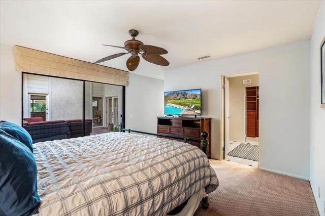 46520 Arapahoe Circle, Indian Wells CA: https://media.crmls.org/mediaz/30c0a282-7f95-47b3-997e-2eebb0ac9e10.jpg