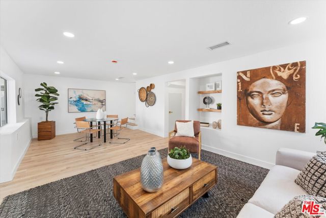 3815 W 60th Street, Los Angeles CA: https://media.crmls.org/mediaz/30c18c2c-1145-49b7-8b07-158d6c0c9582.jpg