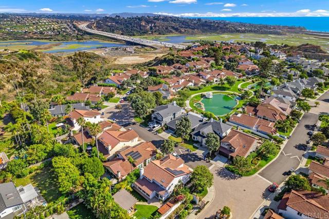 2247 Wales Dr., Cardiff by the Sea CA: https://media.crmls.org/mediaz/30c1dcd0-238e-40c8-a226-bfe2577ab7fb.jpg