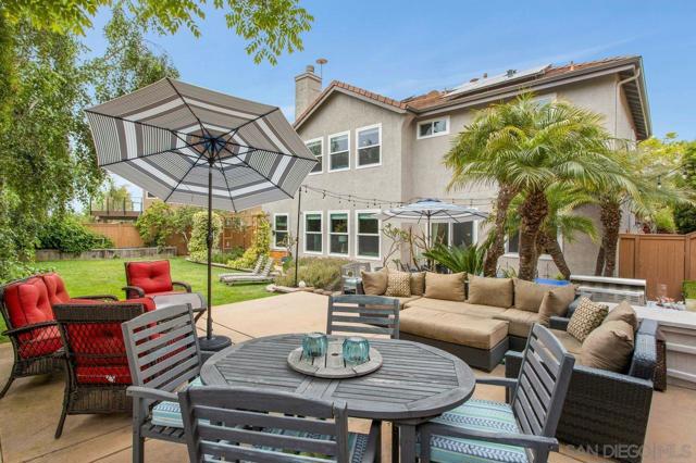 1217 BELLEFLOWER RD, Carlsbad CA: https://media.crmls.org/mediaz/30c3127b-bdbe-4ec3-ae03-38dffe692070.jpg