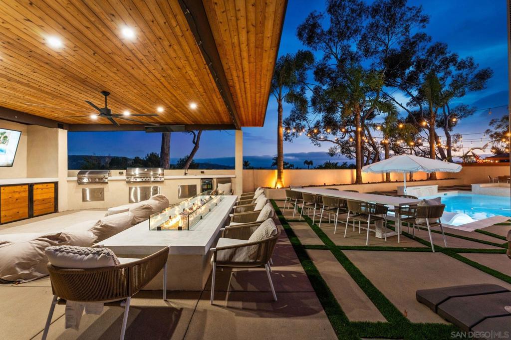 4563 Tarantella Ln - photo 8