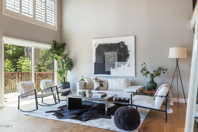 Detail Gallery Image 14 of 73 For 3643 Hampstead Rd, Glendale,  CA 91206 - 8 Beds | 6 Baths