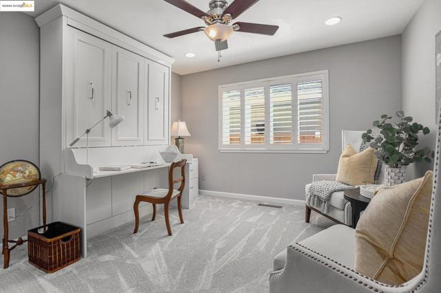737 Willow Lake Rd, Discovery Bay CA: https://media.crmls.org/mediaz/30c3dc09-e5c2-4163-8a04-4719f8d6c5df.jpg