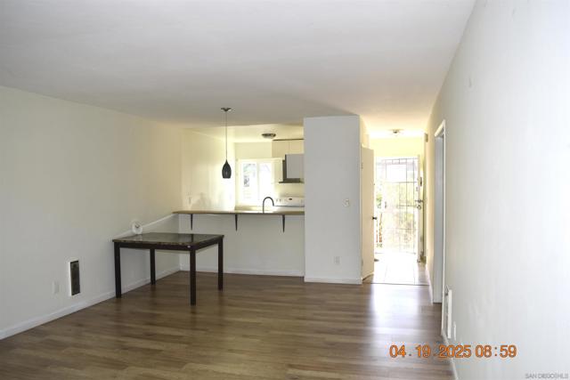 4107 Mount Alifan Pl, San Diego CA: https://media.crmls.org/mediaz/30c4a2a6-77a9-4fac-ae21-99d58fd4da63.jpg