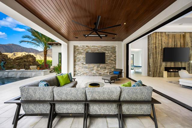 53985 Del Gato Drive, La Quinta CA: https://media.crmls.org/mediaz/30c508e5-9947-4b69-8b08-ec049de46d58.jpg