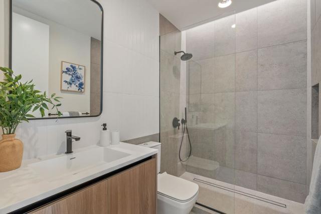 25251 La Rena Lane, Los Altos Hills CA: https://media.crmls.org/mediaz/30c5bd2f-2933-443a-bda0-0a32a76c8694.jpg