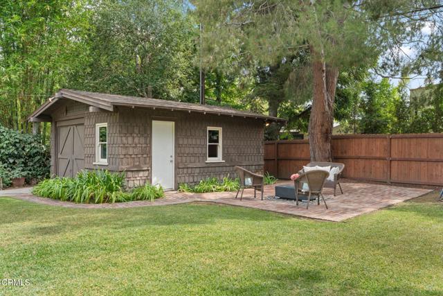 2039 Edgewood Drive, South Pasadena CA: https://media.crmls.org/mediaz/30c5de08-95d7-4539-8fd8-02d75f733e30.jpg