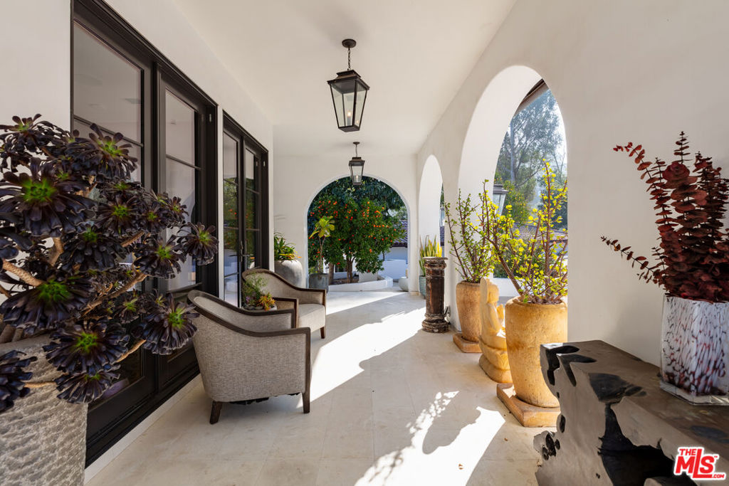 3160 Coldwater Canyon AvenueStudio City img 49