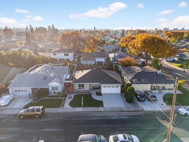 642 Salberg Avenue, Santa Clara CA: https://media.crmls.org/mediaz/30c69314-d47a-456f-9a44-16c171b5a60e.jpg