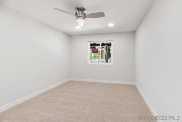 13765 Celestial Rd, Poway CA: https://media.crmls.org/mediaz/30c6cc28-7f33-46ae-9a9e-15f470f311e1.jpg