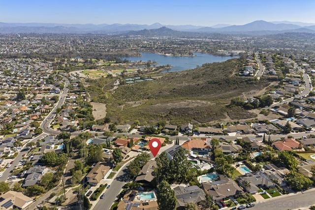 6346 Ridge Manor Avenue, San Diego CA: https://media.crmls.org/mediaz/30c801ab-c2dd-4556-a18f-b7227bb3c32e.jpg