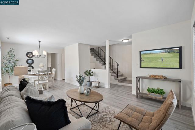 1050 Mohr Ln, Concord CA: https://media.crmls.org/mediaz/30c95658-1be0-472c-ad67-2d14d03b361d.jpg