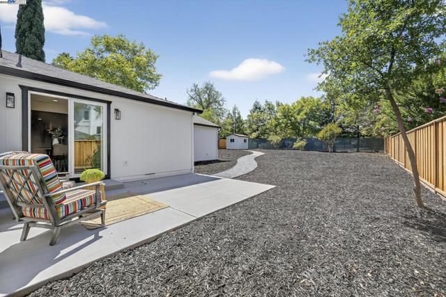 191 Cortsen Rd, Pleasant Hill CA: https://media.crmls.org/mediaz/30ca5f57-42cc-45f6-8e68-88833681928b.jpg