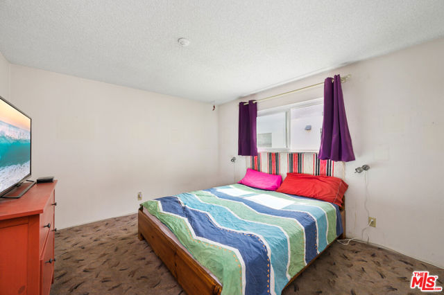 2413 CARNEGIE Lane, Redondo Beach, California 90278, 2 Bedrooms Bedrooms, ,1 BathroomBathrooms,Residential,Sold,CARNEGIE,22158269